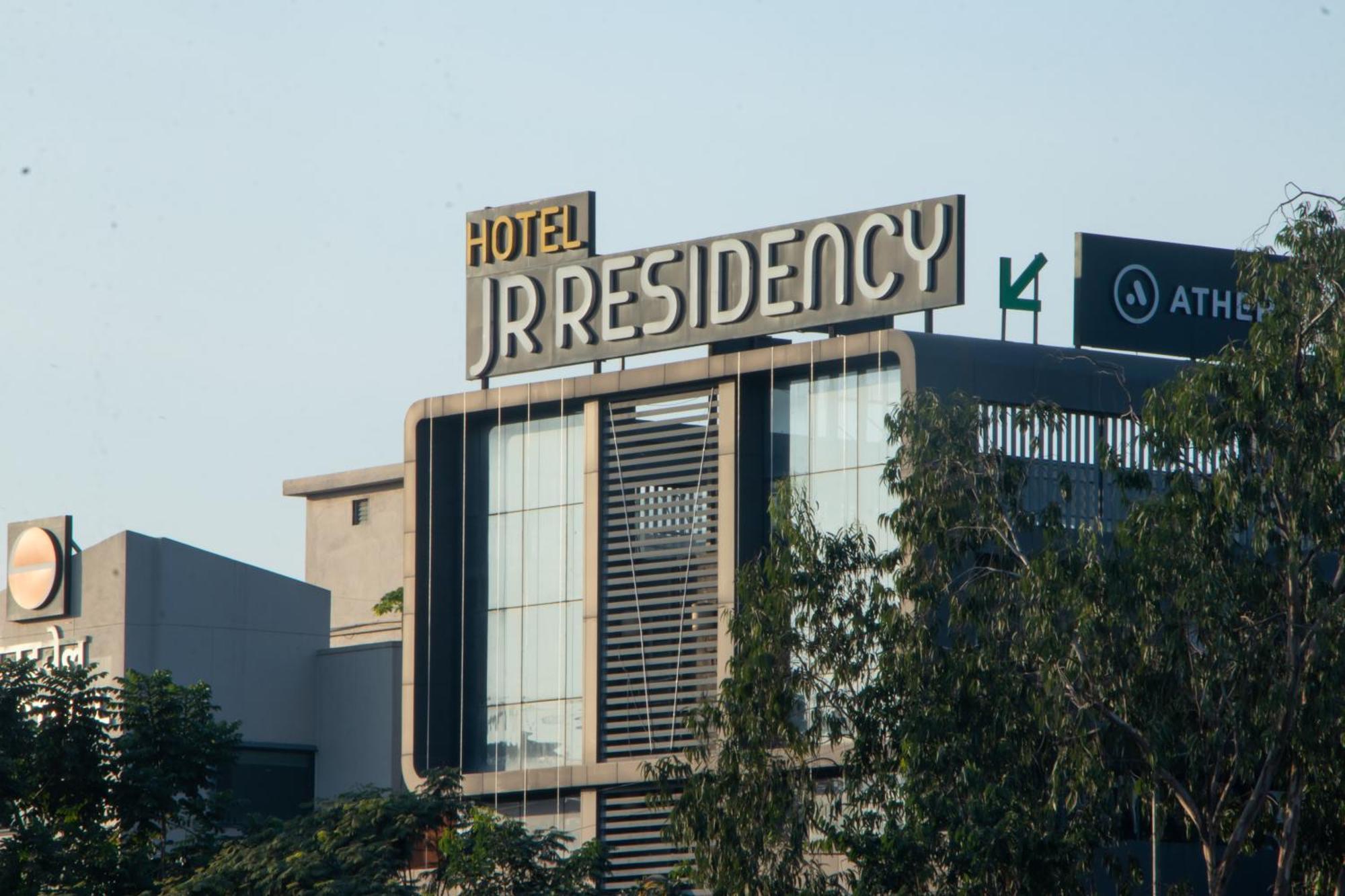 Hotel J R Residency Nová Bombaj Exteriér fotografie